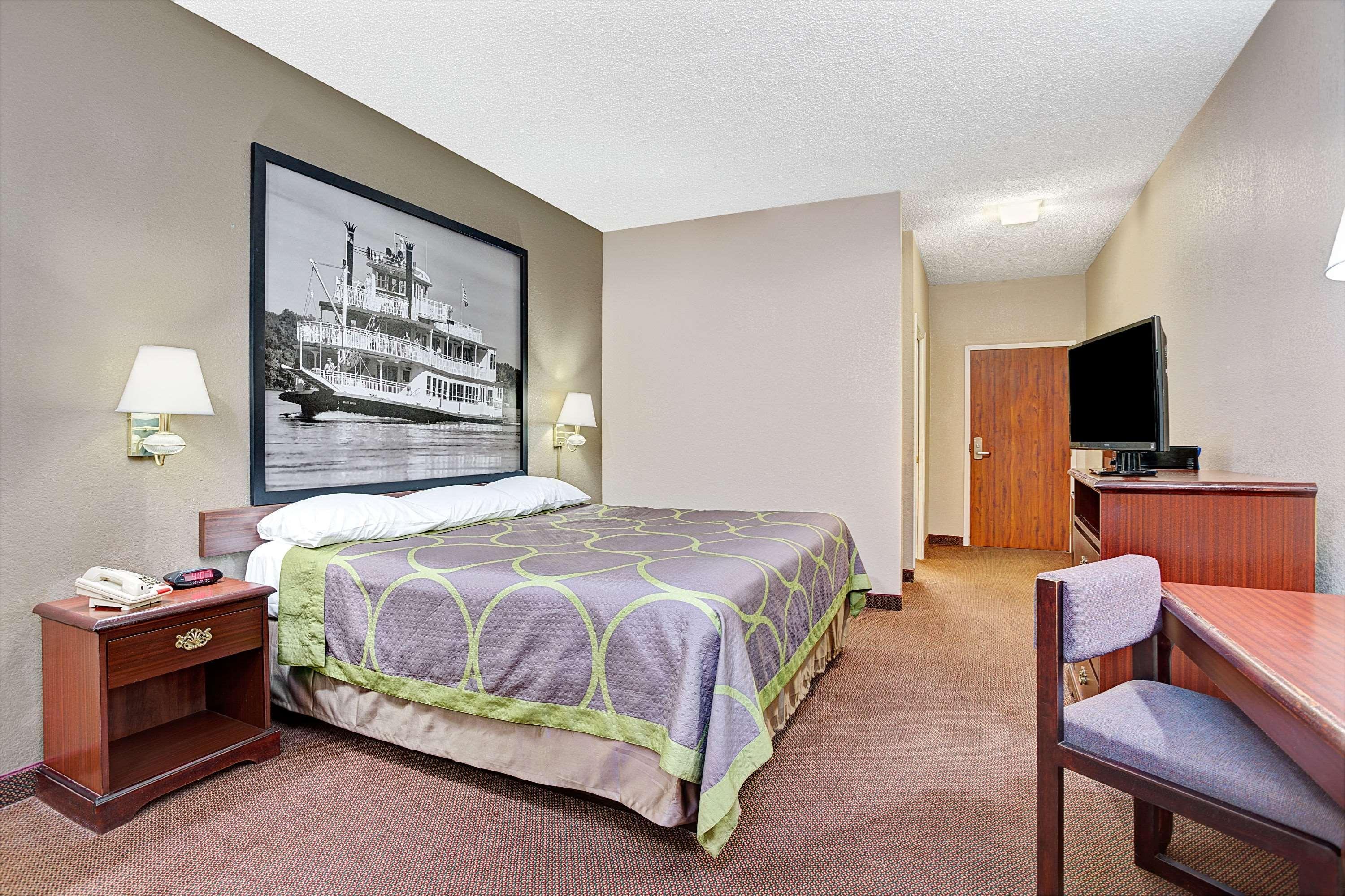 Super 8 By Wyndham Hernando Exterior foto